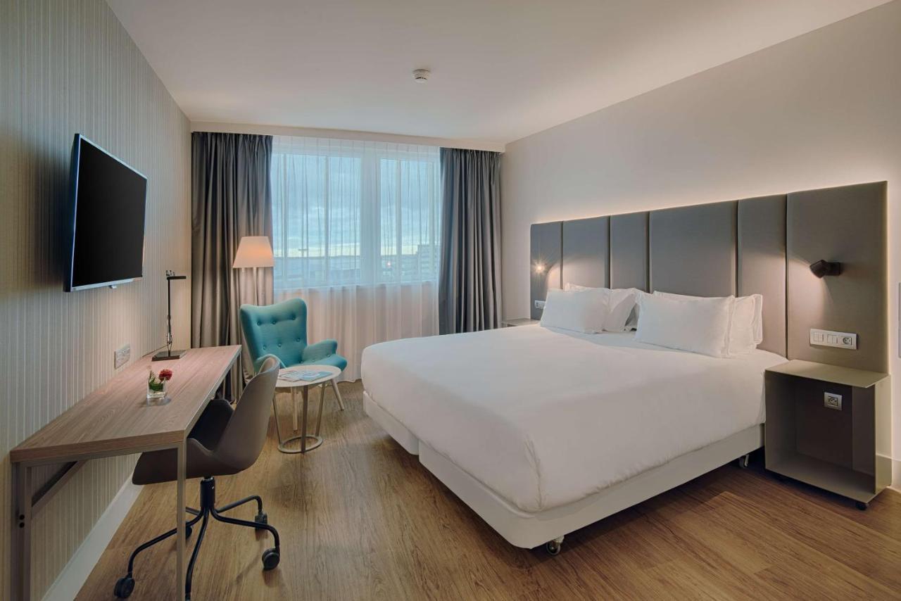 Nh Toulouse Airport Hotel Бланяк Екстериор снимка