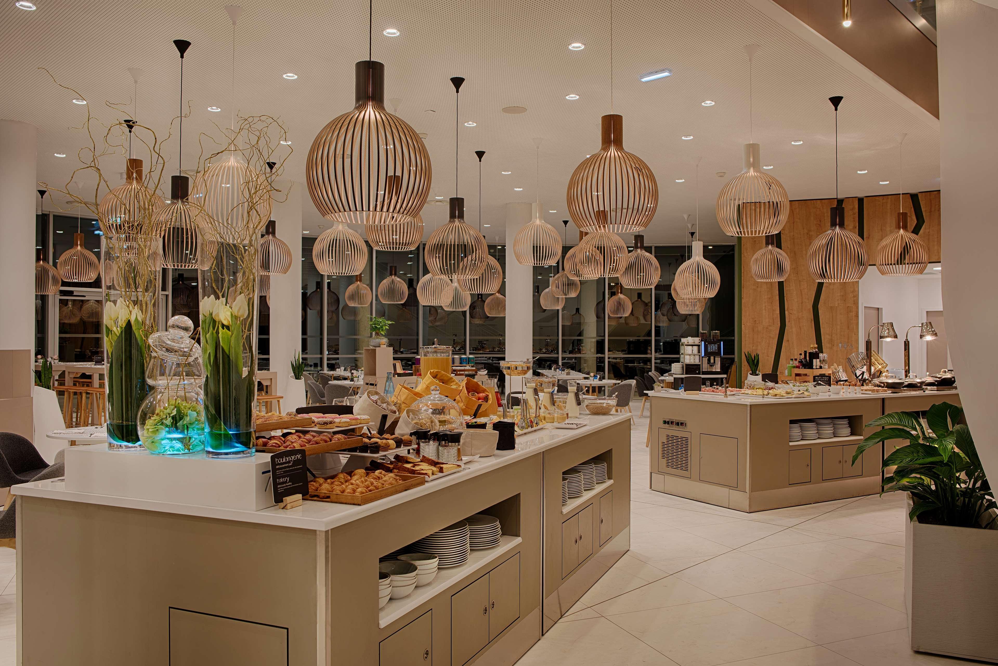 Nh Toulouse Airport Hotel Бланяк Екстериор снимка