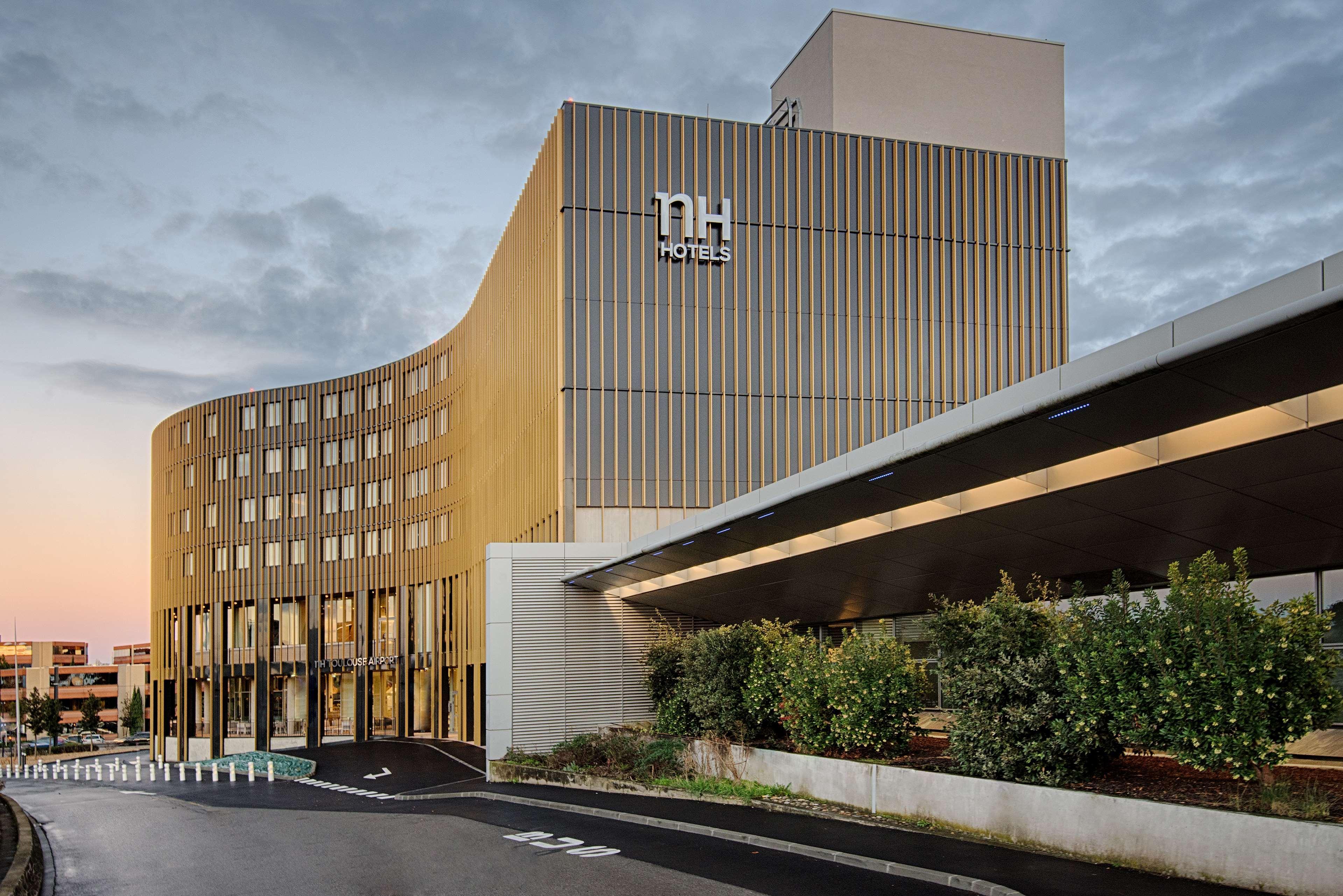 Nh Toulouse Airport Hotel Бланяк Екстериор снимка