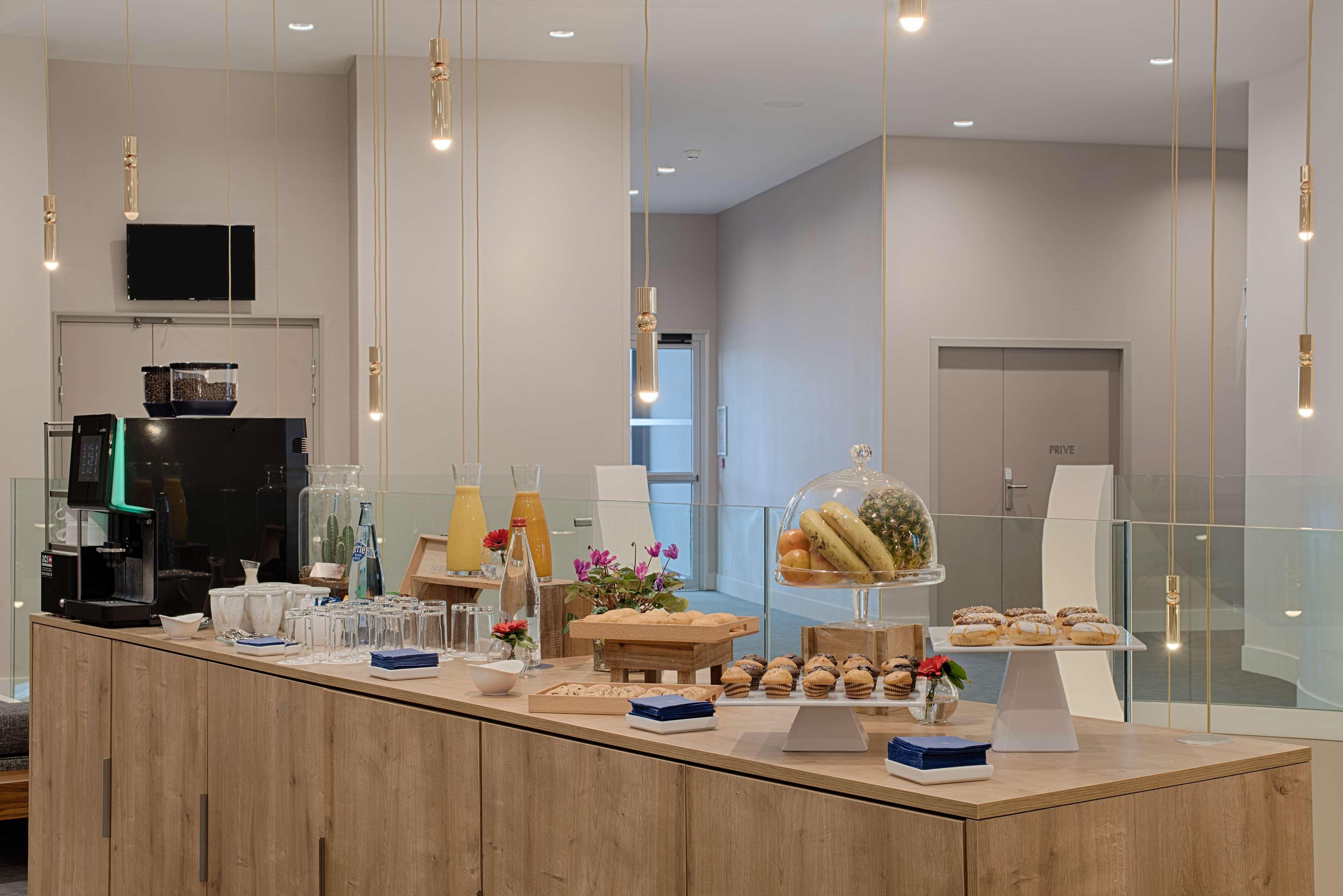 Nh Toulouse Airport Hotel Бланяк Екстериор снимка