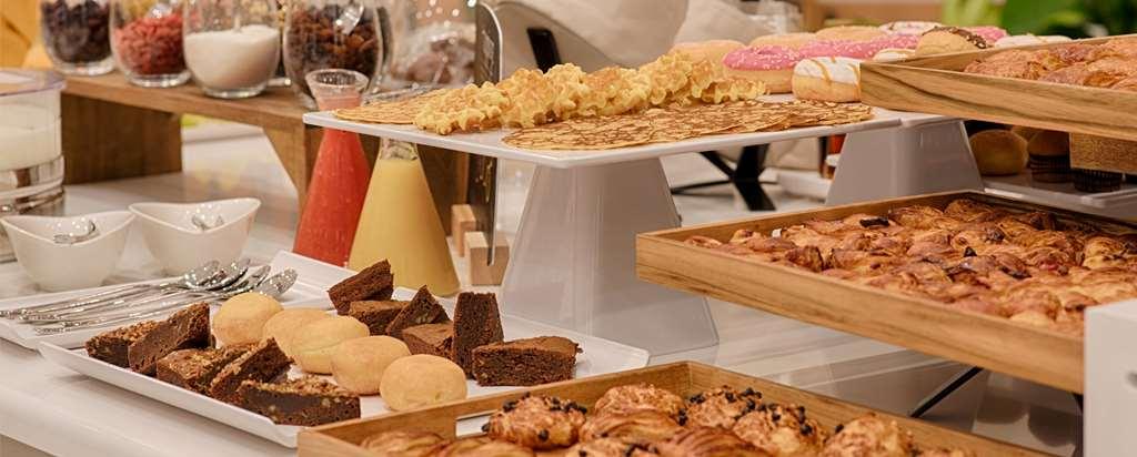 Nh Toulouse Airport Hotel Бланяк Ресторант снимка